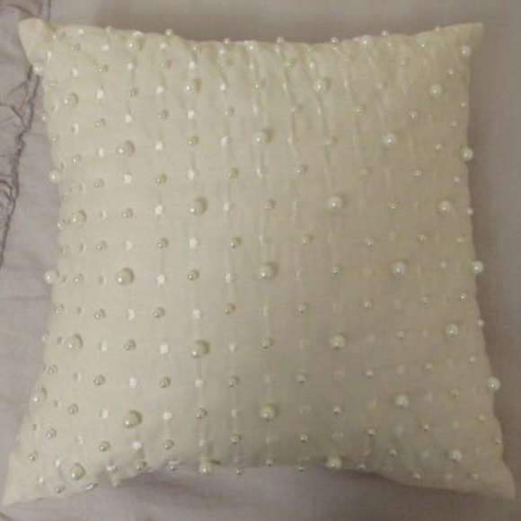 Lc Lauren Conrad Bedding Fauxpearl Decorative Pillow Poshmark